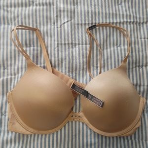 NWOT Victoria's Secret Bra